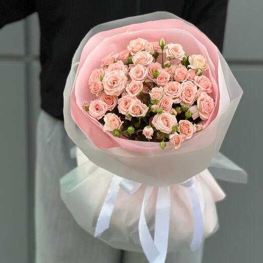 Букет из кустовой розы «Нежная романтика»