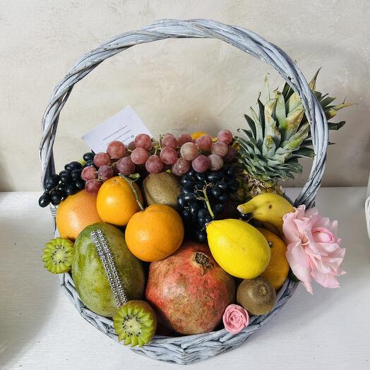 Корзина со фруктами роскошь