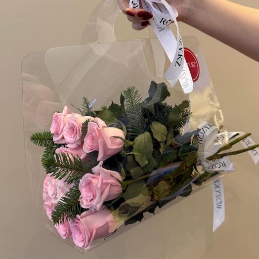 Композиция «Зимнее настроение» в розовом оттенке