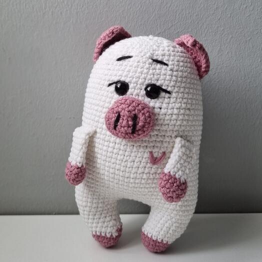 Мягкая игрушка Хрюша из хлопковой пряжи