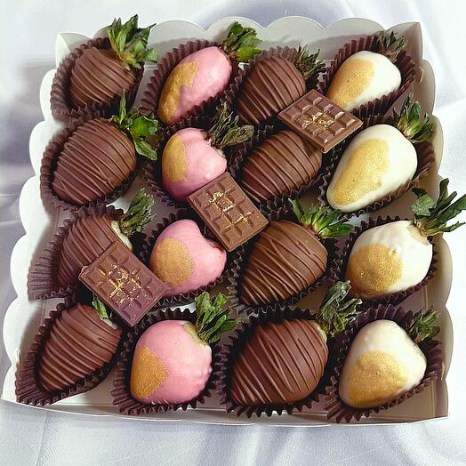Клубника в шоколаде Gold Choco