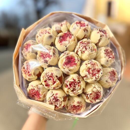 Букет шоколадный пионы