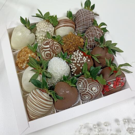 Набор клубника в шоколаде "Удовольствие"