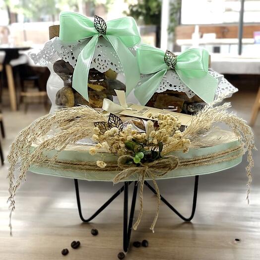 Emerald Oasis Hamper