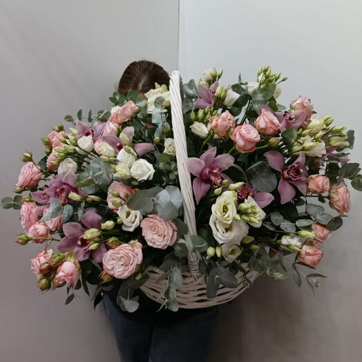 Basket with flowers