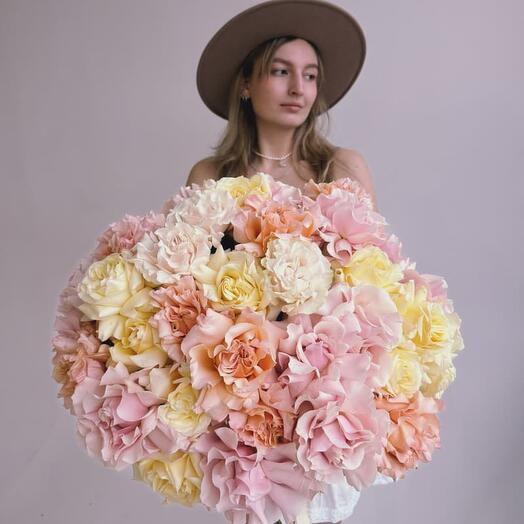 ББукет из 51 французской розы "PINK   CREAM"