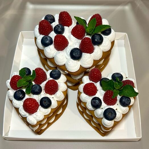Пирожное «открытый медовик» ( сердце)