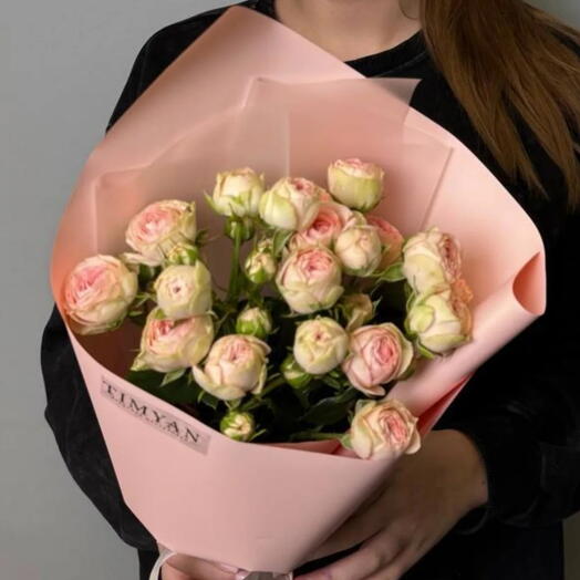 Букет кустовых роз