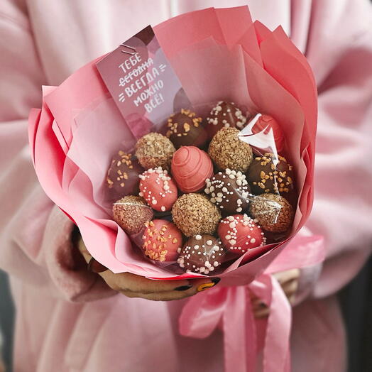 Букет «Маршмеллоу» из клубники в шоколаде