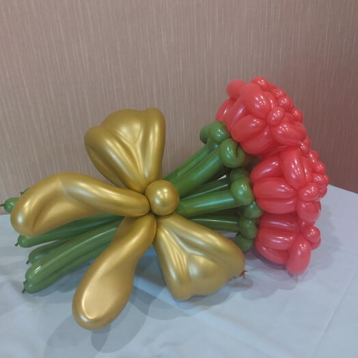 Букет роз из шаров