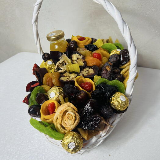 Корзина цукатами