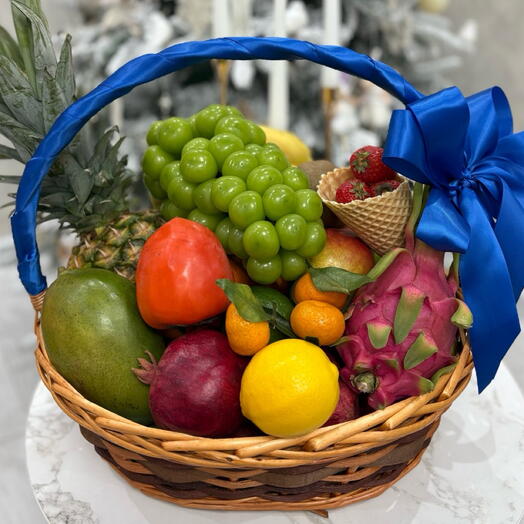 Фруктовая корзина «Сочные дары»