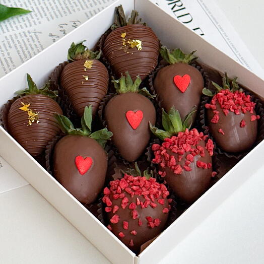 ХИТ! Клубника в шоколаде 9-12 ягод N61