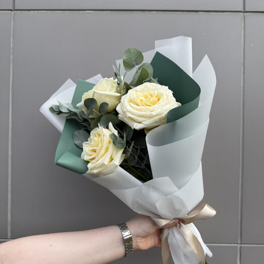 Букет-комплимент из пионовидной розы
