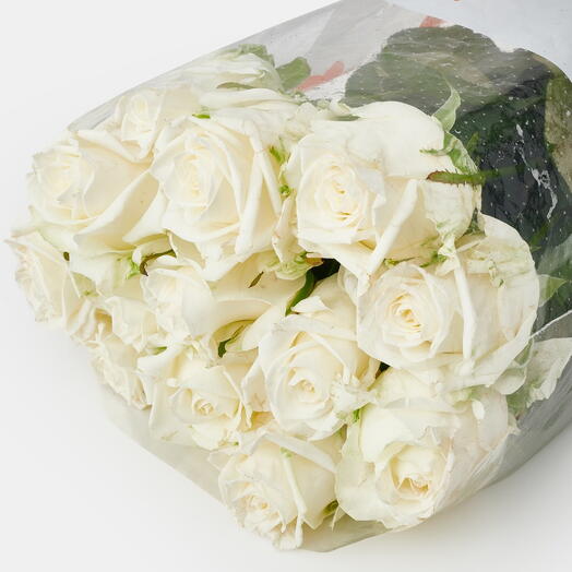 Пачка роз (15 штук) Ноэлия, 50 см