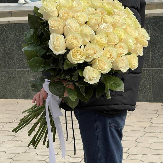 Монобукет из 51 белой розы