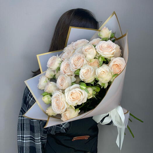 Моно букет нежных кустовых роз-7шт💕