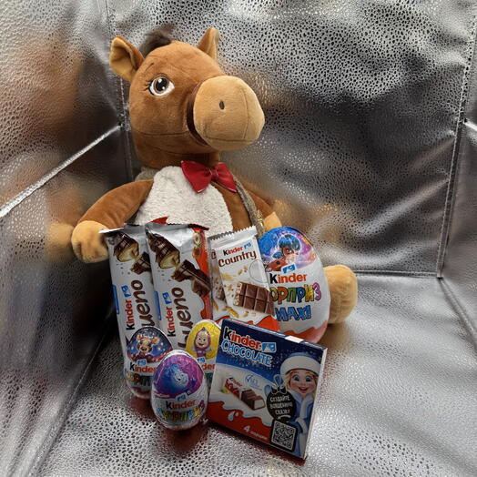 Набор с Игрушкой в бабочке, kinder сюрпризами и шоколадом