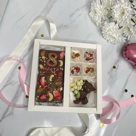 Шоколадный набор на 8марта для мамы,сестры,подруги,любимой ,бабушке ,учителя,коллеги,воспитателя ,корпоративные подарки