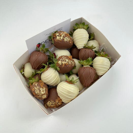 350 гр клубники