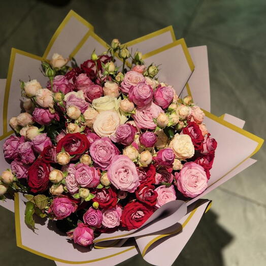 Romantic Blend Rose Bouquet