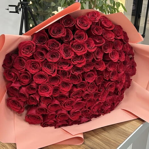 Букет из 101 розы