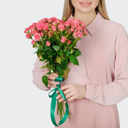 11 кустовых роз