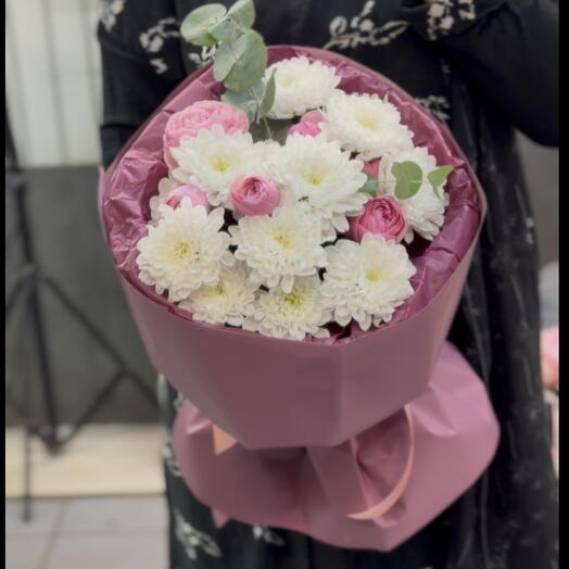 Букет из хризантем и кустовых роз💗