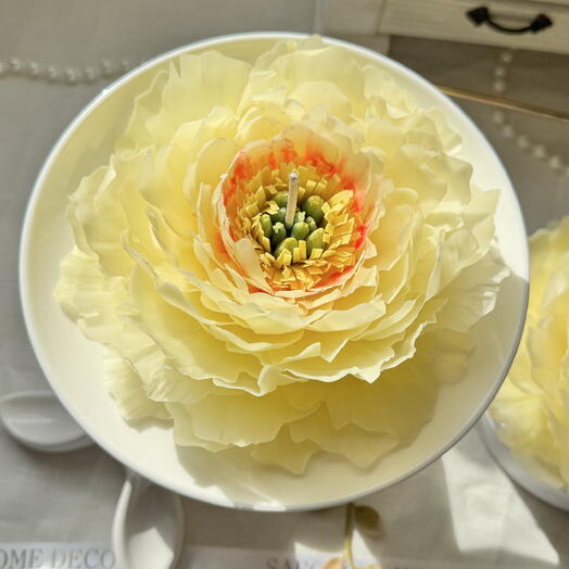Свеча-пион рукотворный Пион ито-гибрид Бартзелла (Paeonia Itoh Bartzella)