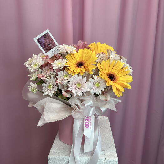 Коробка с цветами 🌸