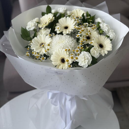 Белоснежные ромашки