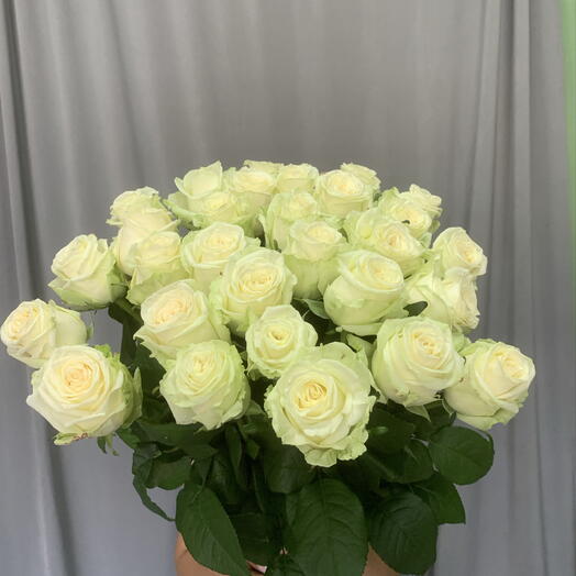 Белые розы 29