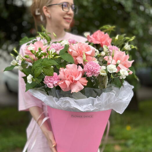 Коробка с розами