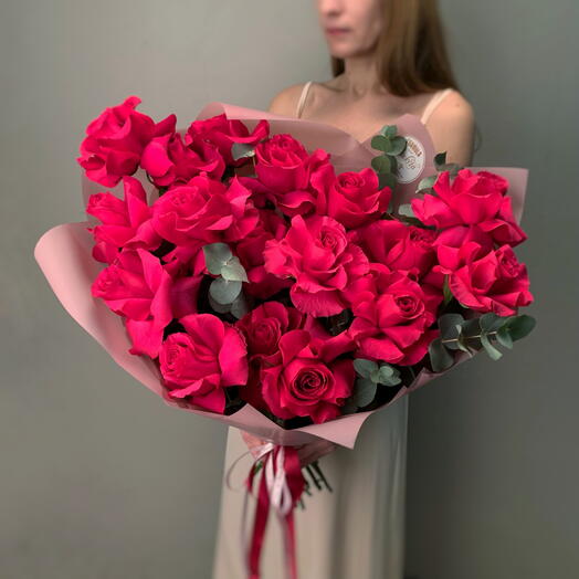 Букет из 15 Французских алых роз