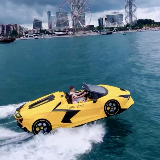 Батуми: прокат водной машины Lamborghini
