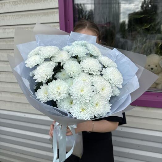 Голубой букет из хризантемы