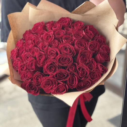 Букет «Красный дофамин» из 51 розы 🌹