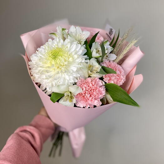 Букет с хризантемой, диантусами и альстромерией к 1 сентября 💐