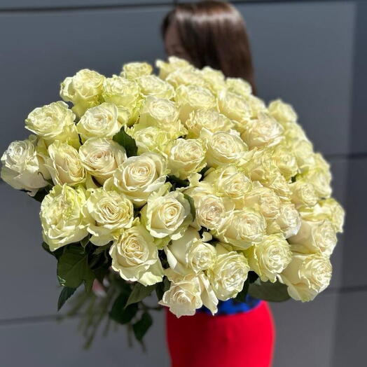 Букет из 51 белой розы Мондиаль