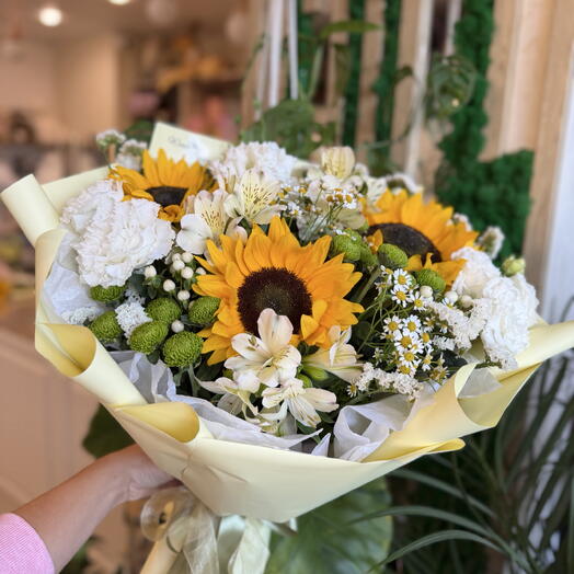 Букет с подсолнухами 🌻