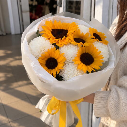 Подсолнухи в сборном букете с хризантемой 🌻 (5)