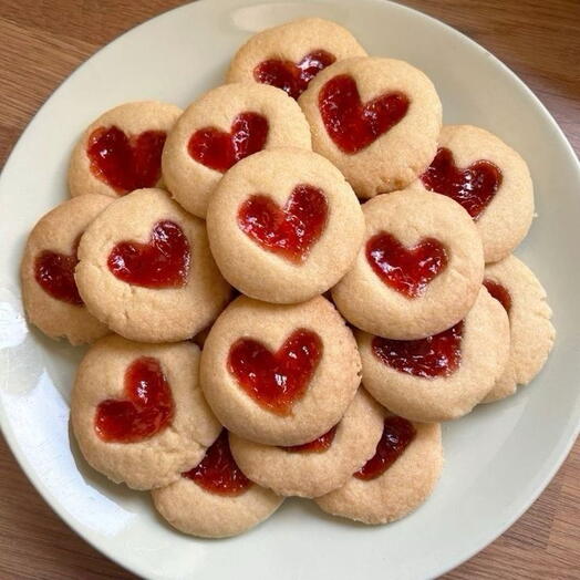 Песочное печенье «Валентинки»🍪 ♥️ с клубничным конфитюром 20 штук