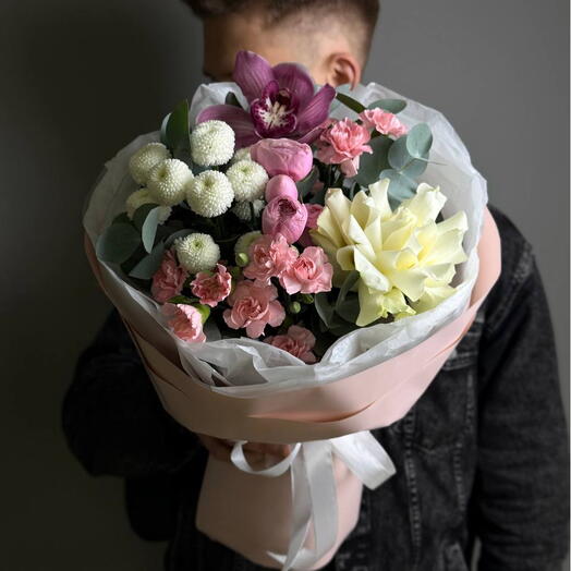 Букет🩷«Нежный рассвет» 🌸 с французской розой цимбидиумом  и хризантемы Ньютон