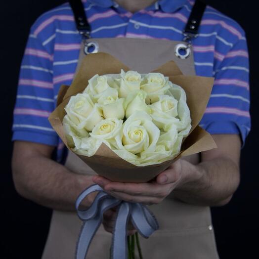 Bouquet of 9 white roses