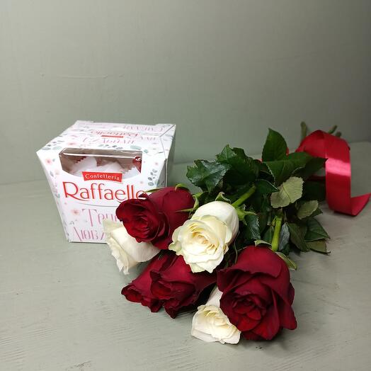 7 roses with raffaello