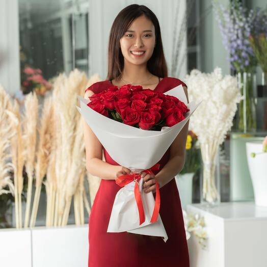 Букет из 35 красных голландских роз 50 см