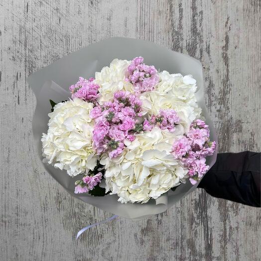 Bouquet with hydrangeas and fragrant matiola