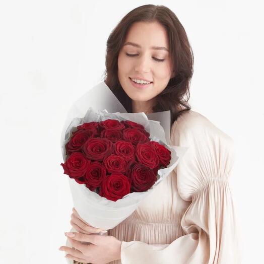 Ramo de 15 rosas rojas (241)