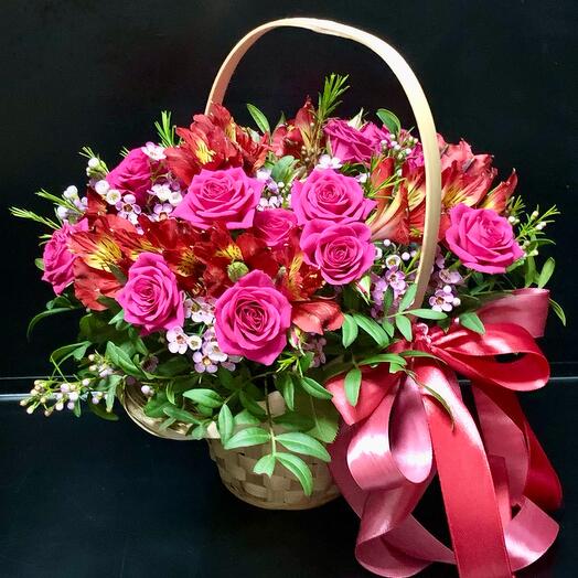 Basket with flowers "Malinka"