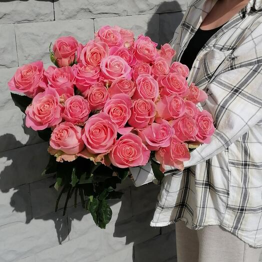 Розовые розы 60 см